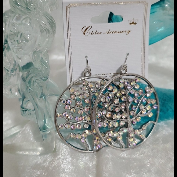 Silvertone AB rhinestones tree design pierced earrings - Picture 3 of 5